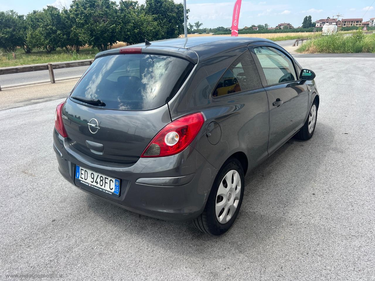 OPEL Corsa 1.2 3p. Club SOLO KM.122000