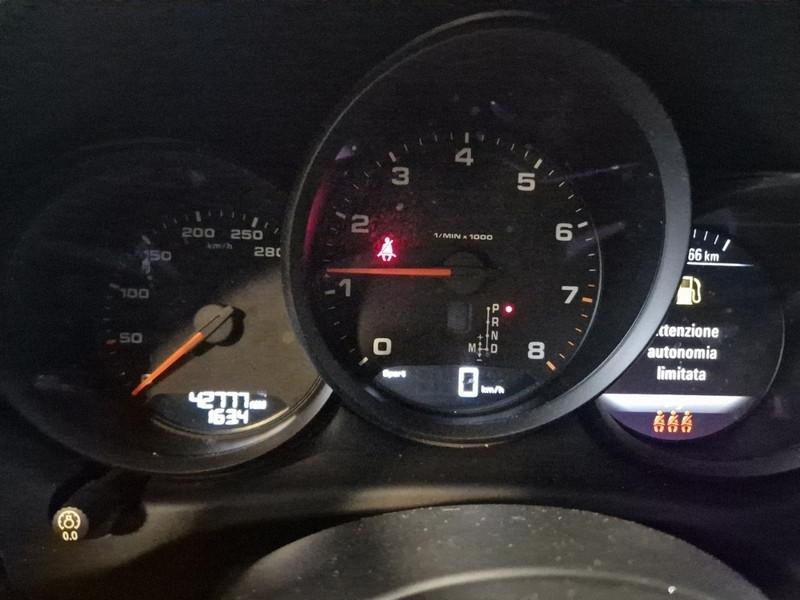 PORSCHE MACAN 2.0 Autom.
