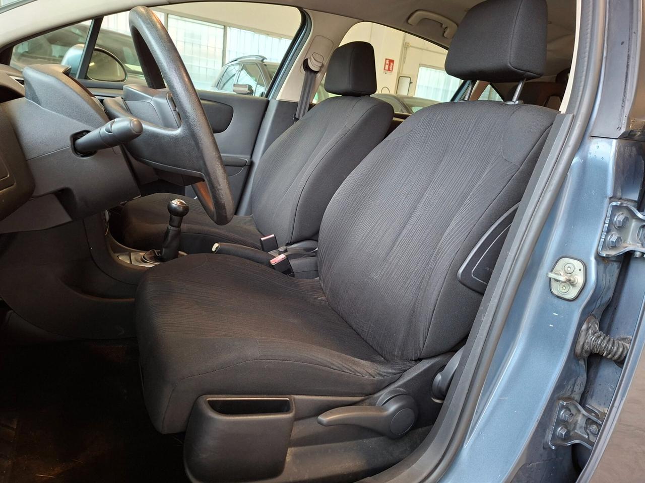 Citroen C4 1.4 BENZINA / DA NEOPATENTATI