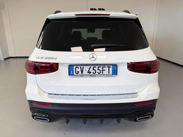 MERCEDES-BENZ GLB 200 d Premium AMG Line
