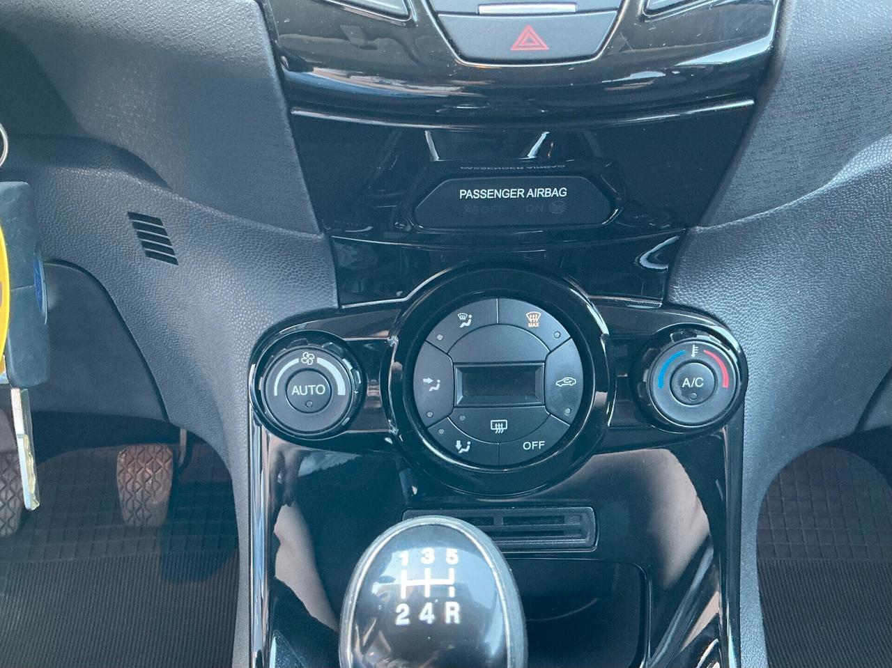 Ford Fiesta 1.4 GPL Neopatentati