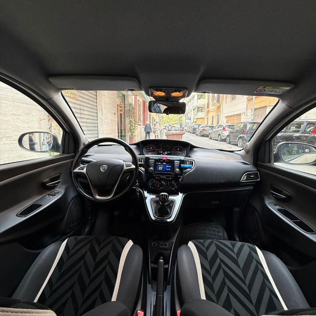 Lancia Ypsilon 1.2 GPL **NEOPATENTATI**