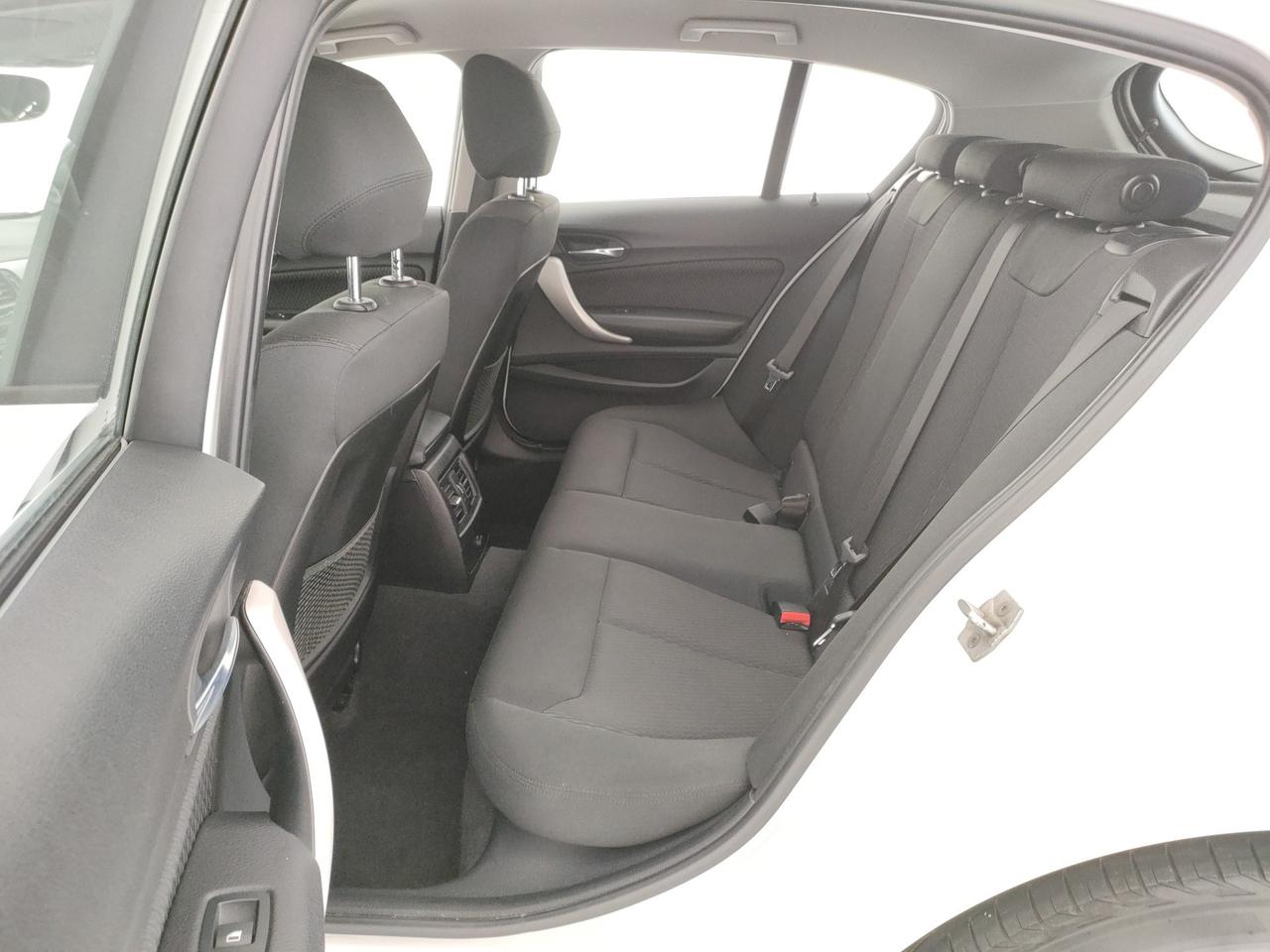 BMW 116d 5p Business auto