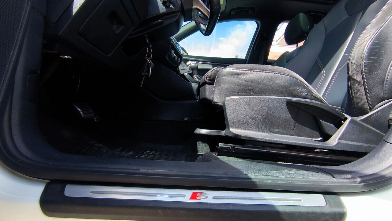 Audi Q3 35 2.0 TDI 150CV S tronic S line edition