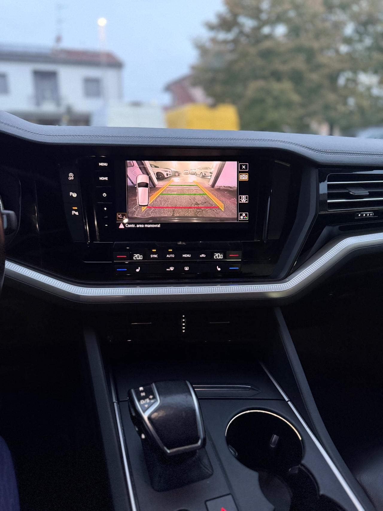 Volkswagen Touareg 3.0 V6 TDI SCR Elegance