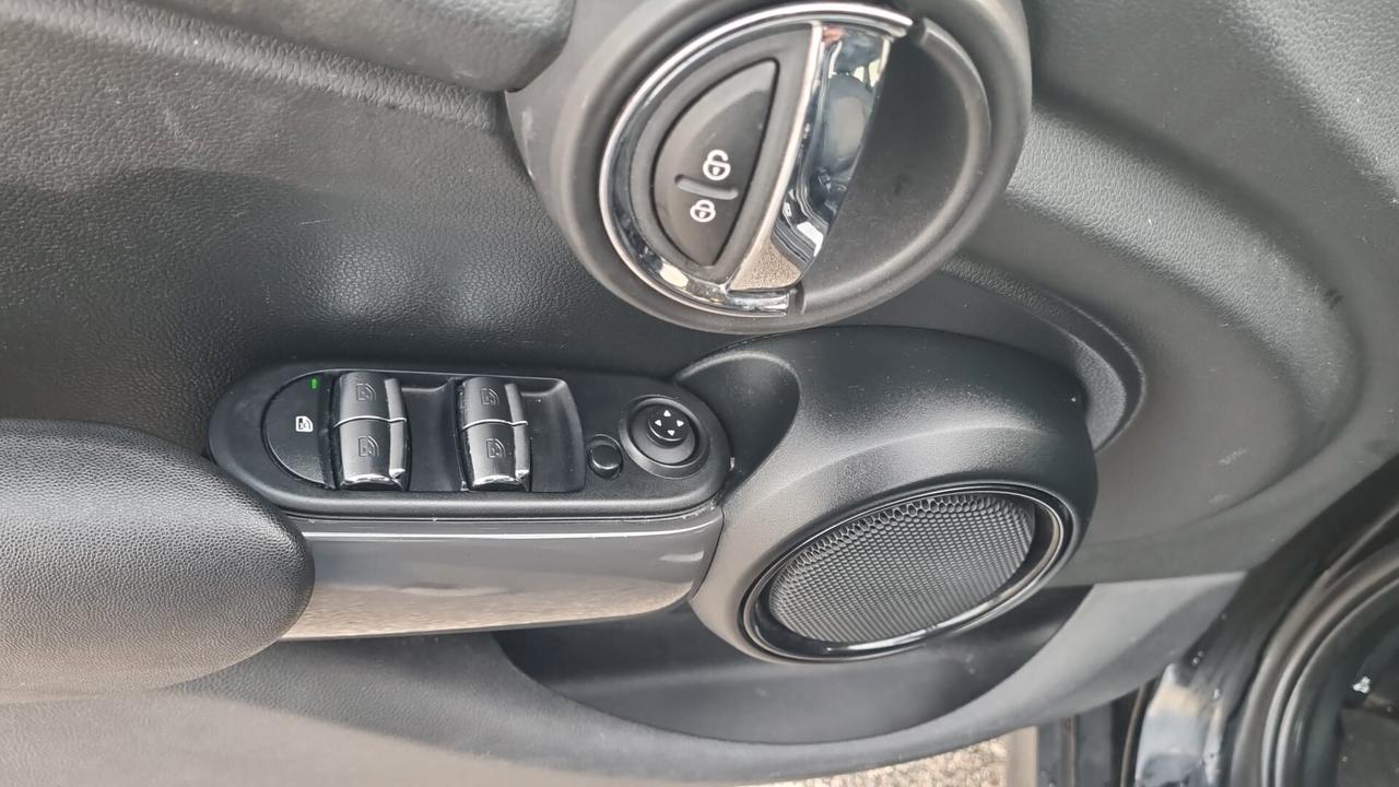 Mini 1.2 One 5 porte-75CV-55KW-BENZINA-EURO6-