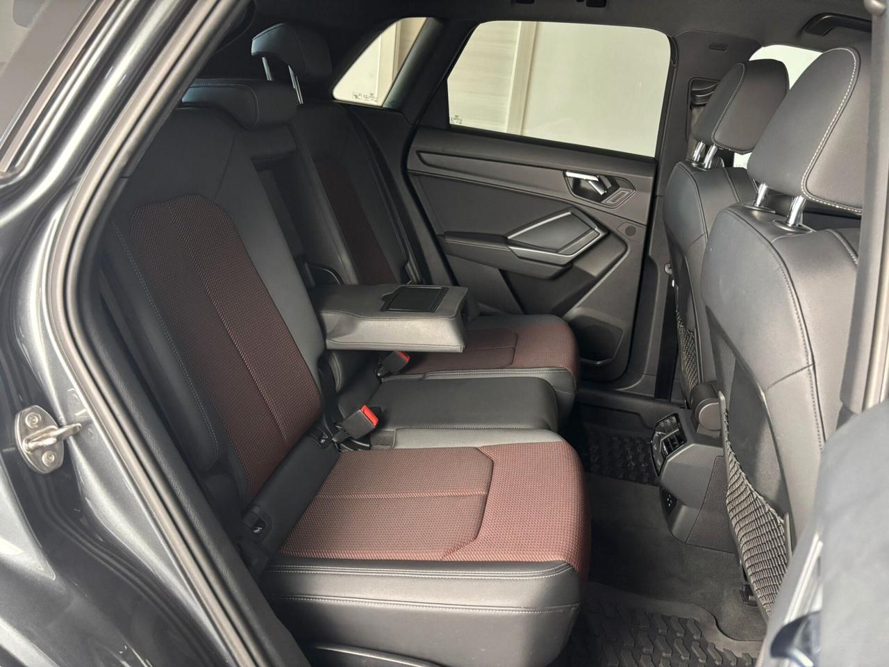 Audi Q3 2.0 TDI 150 Cv S Line S-Tronic