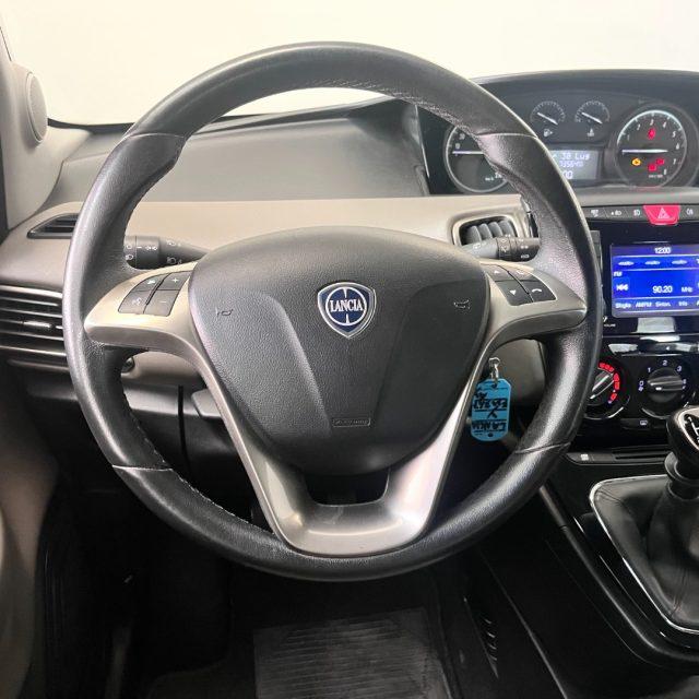 LANCIA Ypsilon 1.2 69 CV 5 porte Gold