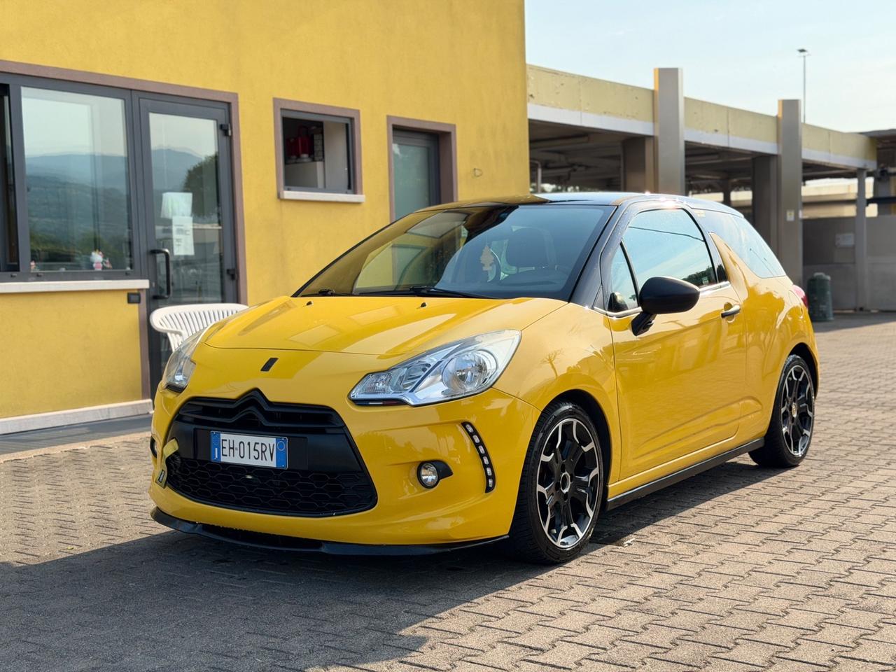 Ds DS3 3 1.6 VTi 120 Just Black