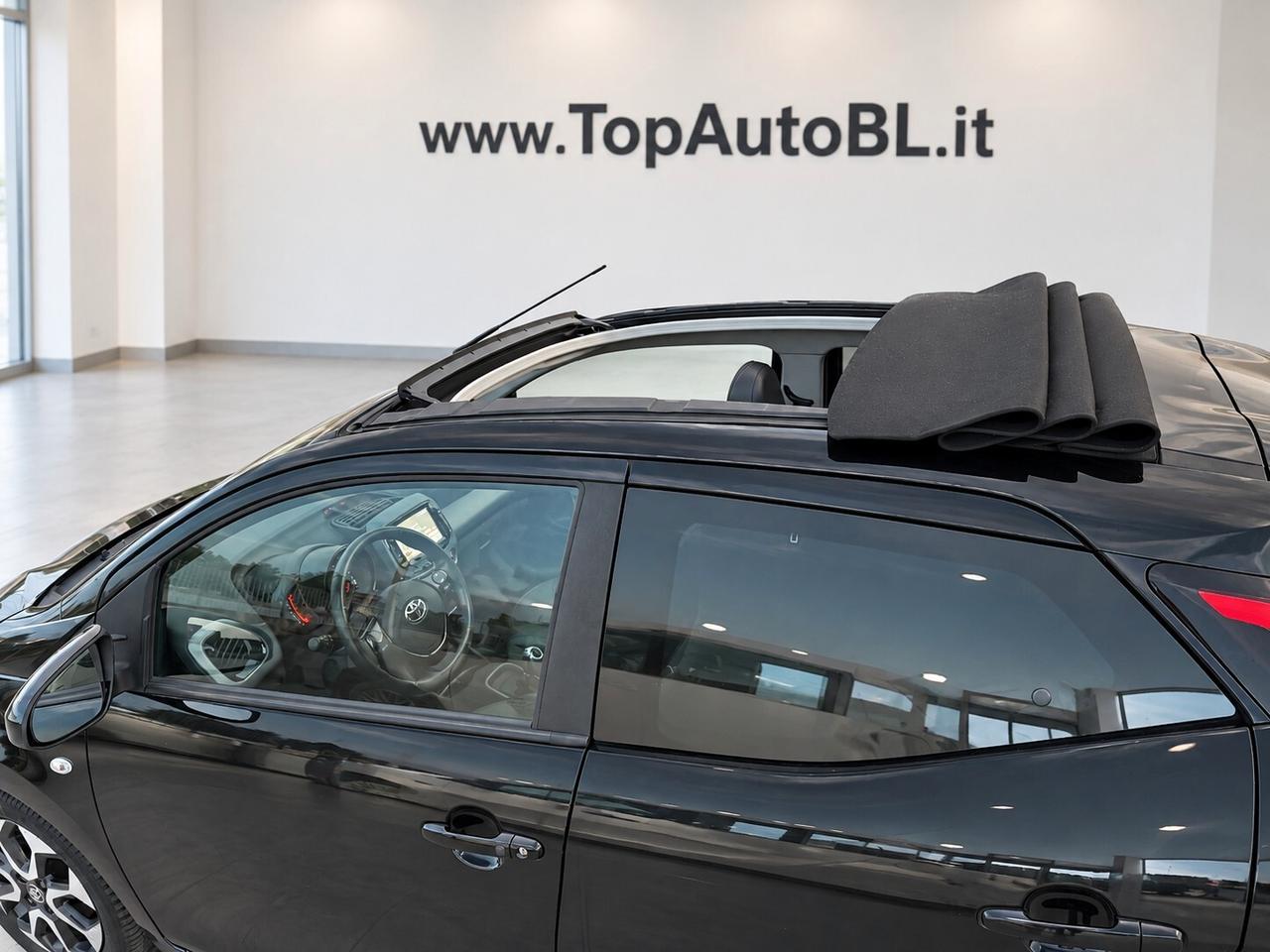 Toyota Aygo Connect 1.0 VVT-i 72 CV 5 porte x-wave MMT