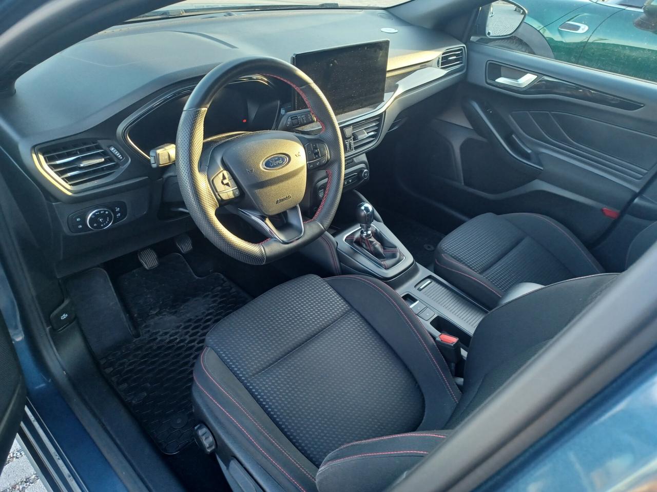 Ford Focus 1.0 EcoBoost Hybrid 125 CV 5p. ST-Line X