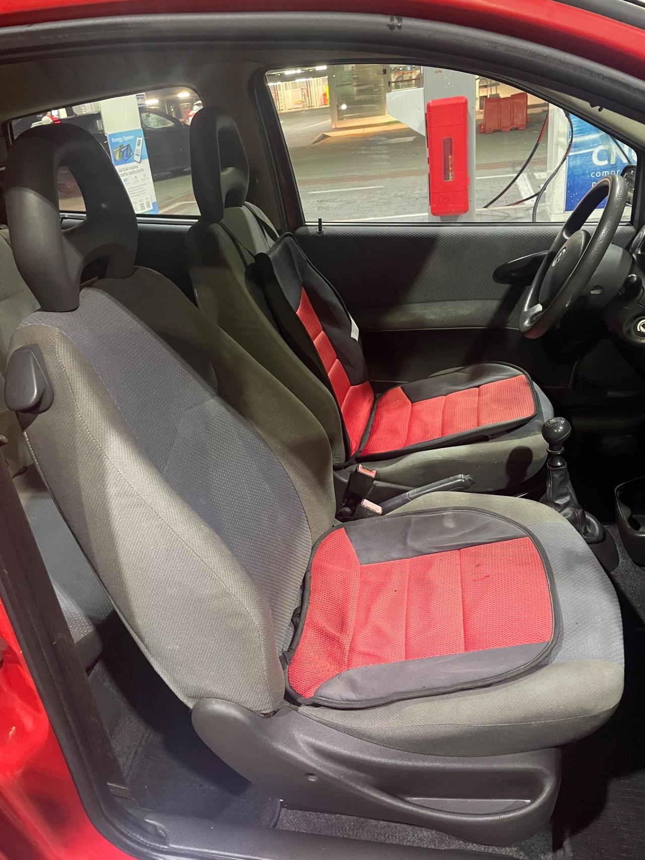 FIAT PUNTO 1.1 BENZINA NEOPATENTATI 140.000 KM 2003.