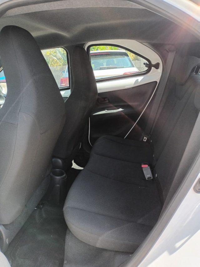 TOYOTA Aygo X 1000 VVT-I ACTIVE 72CV AUTOM 5P CARPLAY CAM ITALIA