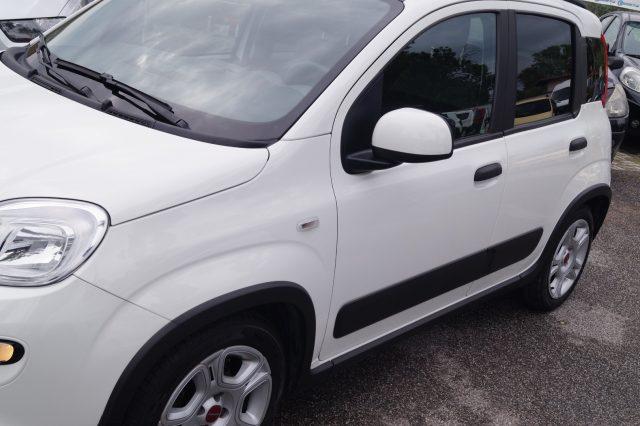 FIAT Panda 1.0 FireFly S&S Hybrid City Life prezzo vero