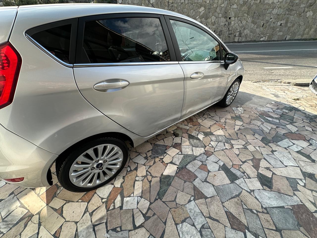 Ford Fiesta Fiesta+ 1.2 82CV 5 porte