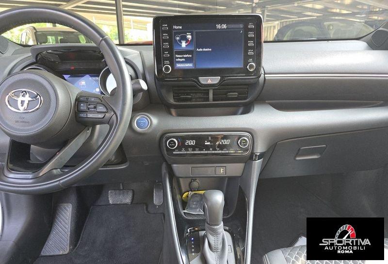 Toyota Yaris HYBRID FULL OPTIONAL!