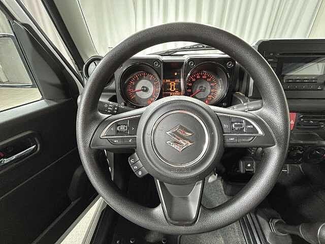 Suzuki Jimny 1.5 5MT Top