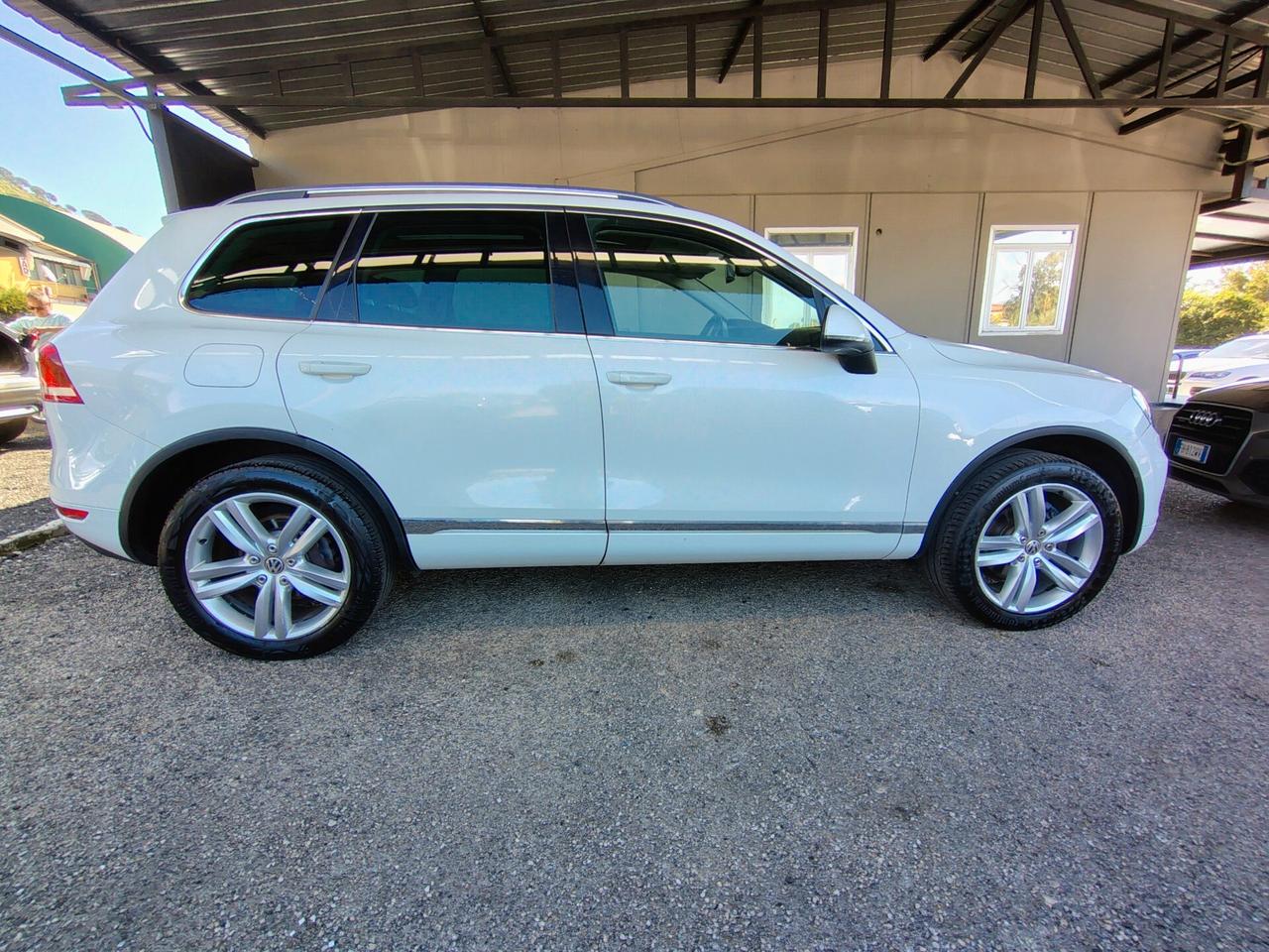 Volkswagen Touareg 3.0 TDI 245 CV tiptronic BlueMotion Techn. Executive