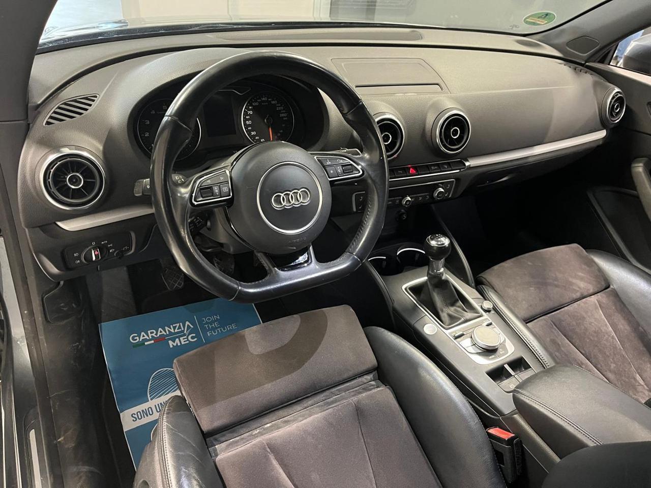 AUDI A3 Cabrio 1.4 TFSI COD ultra Ambition