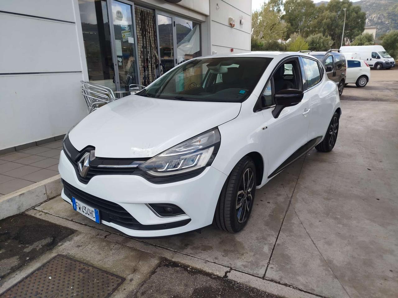 Renault Clio dCi 8V 90 CV 5 porte Moschino Intens