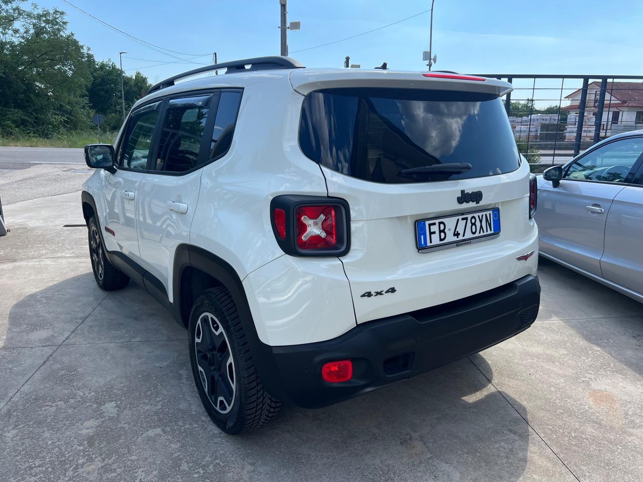 Jeep Renegade 2.0 Mjt 170CV 4WD Active Drive Low Trailhawk