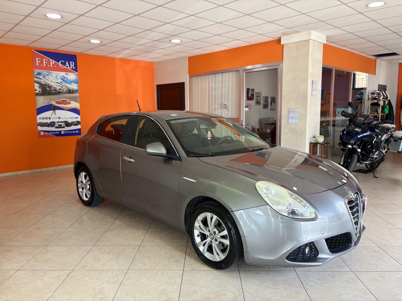 Alfa Romeo Giulietta 1.6 JTDm-2 105 CV Distinctive permute finanziamenti
