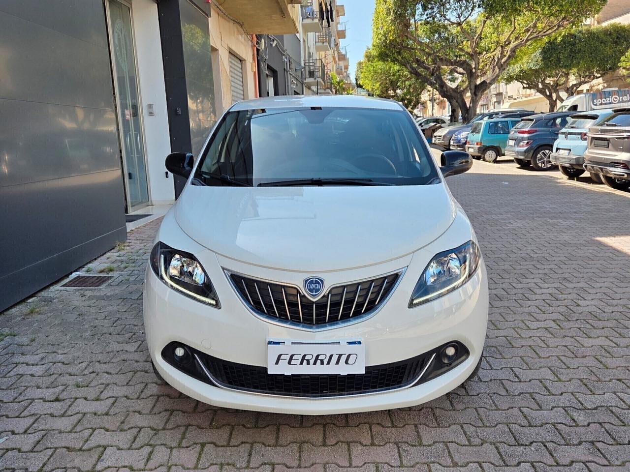Lancia Ypsilon 1.0 Hybrid 5 porte S&S Platino