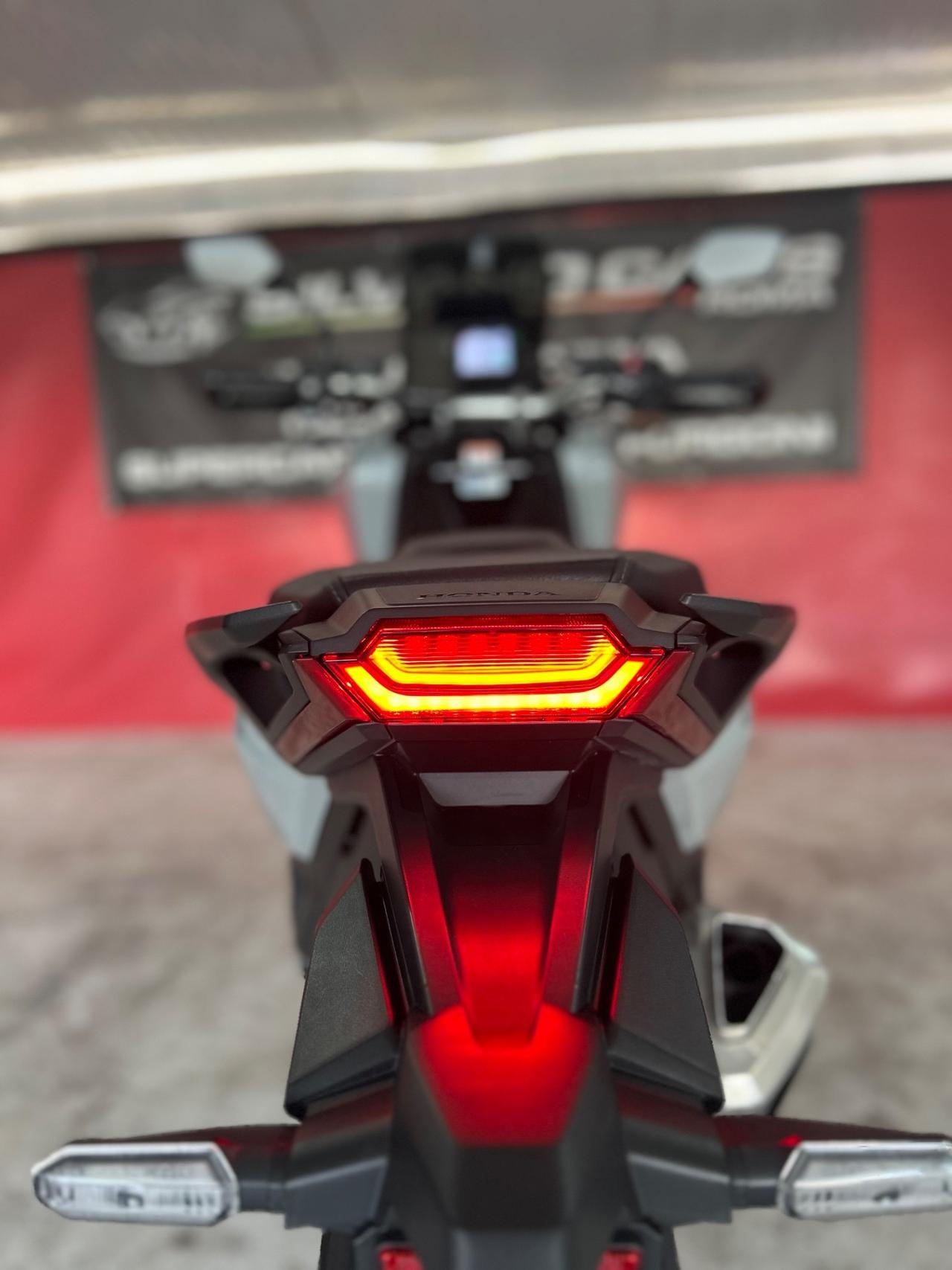 Honda X-ADV 750