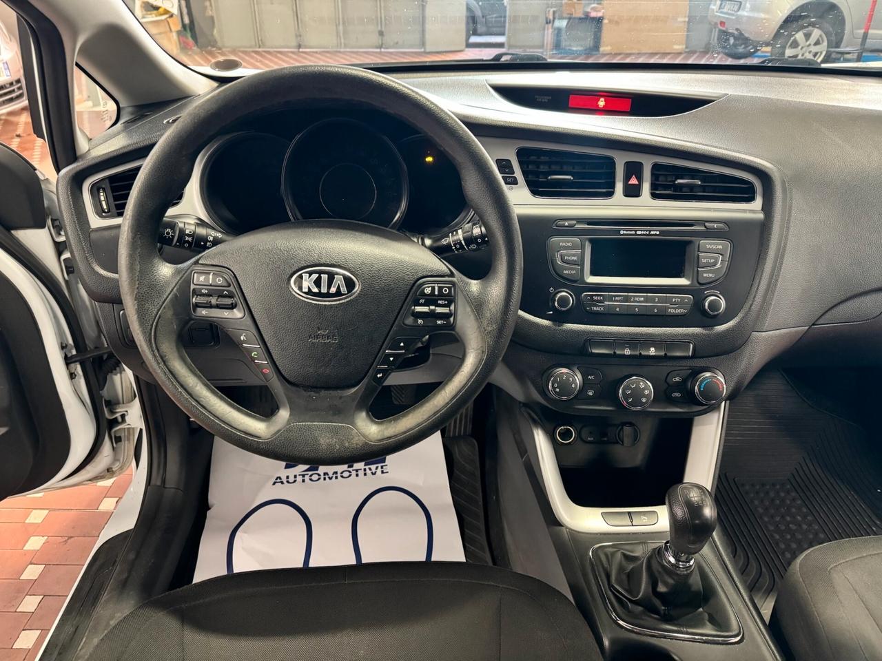 Kia Ceed cee'd 1.4 CVVT SW Cool - UNICO PROPRIETARIO