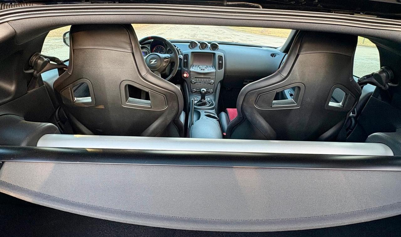 Nissan 370Z Coupé 3.7 V6 Nismo