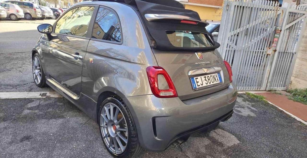 Abarth 500 C 1.4 Turbo T-Jet