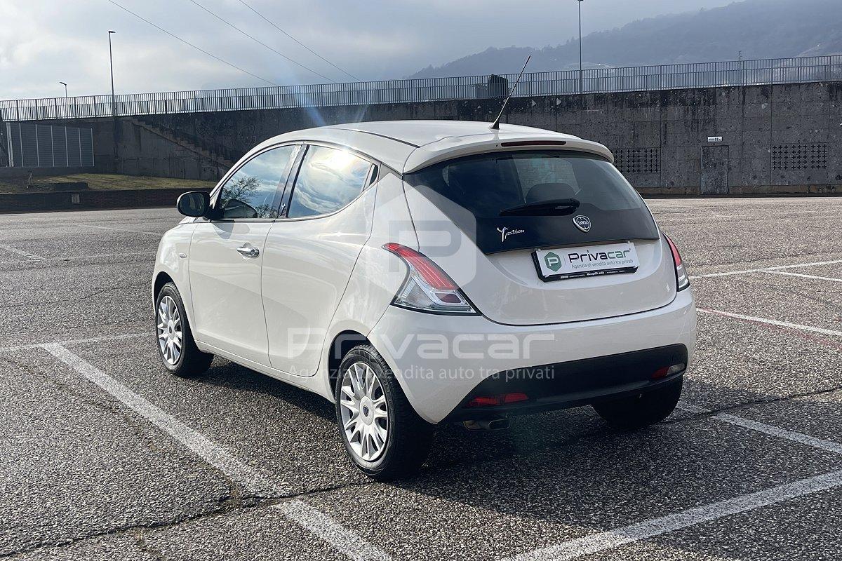 LANCIA Ypsilon 1.2 69 CV 5 porte Gold