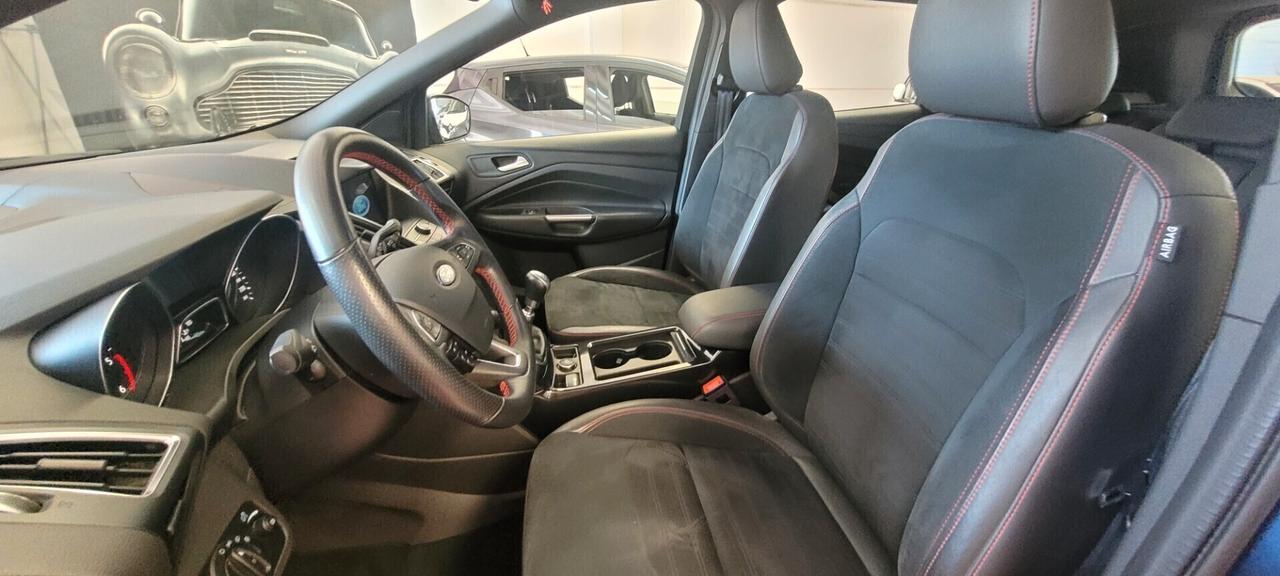 Ford Kuga 1.5 TDCI 120 CV S&S 2WD ST-Line