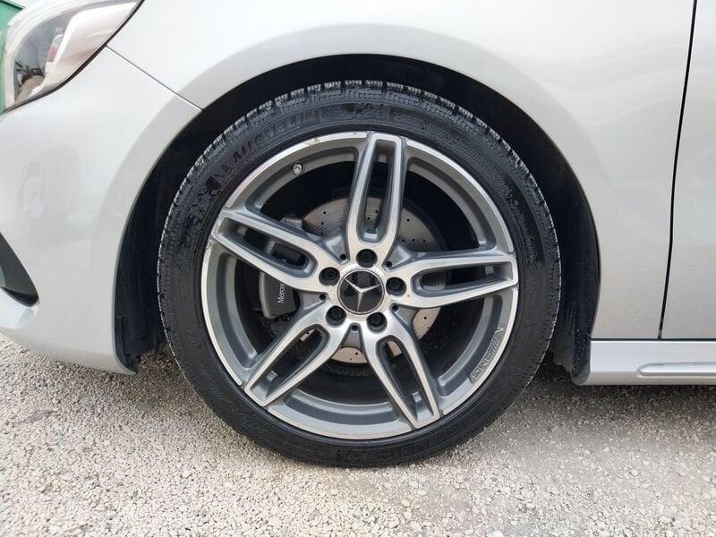 Mercedes-Benz Classe A A 200 d Automatic Premium