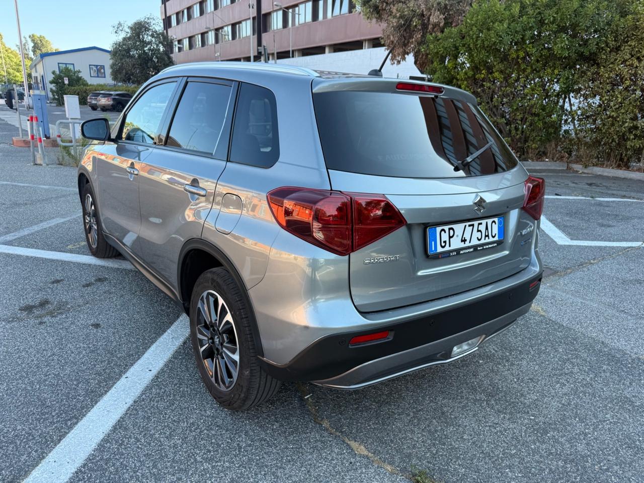 Suzuki Vitara 1.5 140V Hybrid A/T Starview