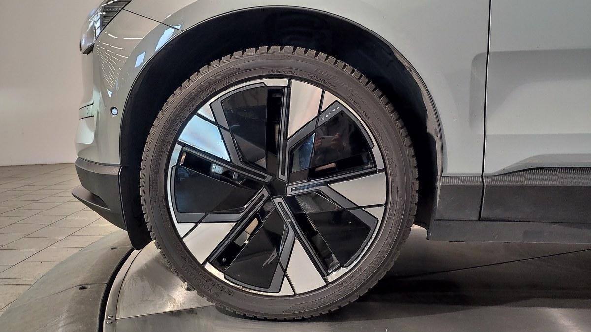 VOLVO Ex30 Single Motor Extended Range Rwd Ultra