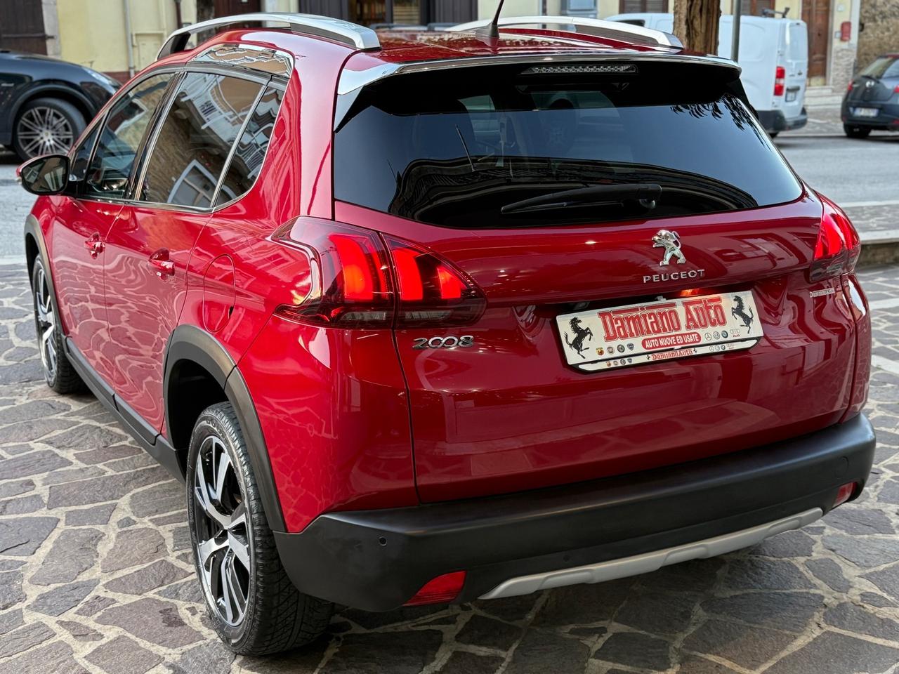 Peugeot 2008 BlueHDi 120 EAT6 Allure FULL/LED/NAV
