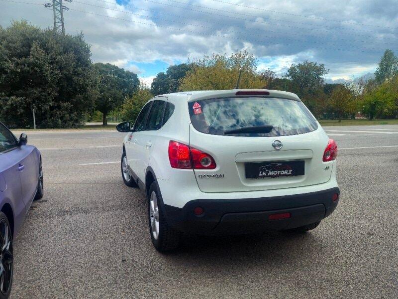 Nissan Qashqai Qashqai 2.0 dCi DPF 4WD Acenta