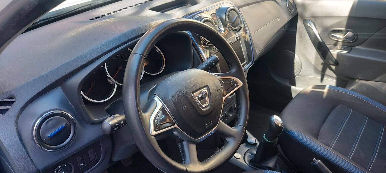 Dacia Sandero Stepway 1.0 TCe 100CV ECO-G 15th Anniversary