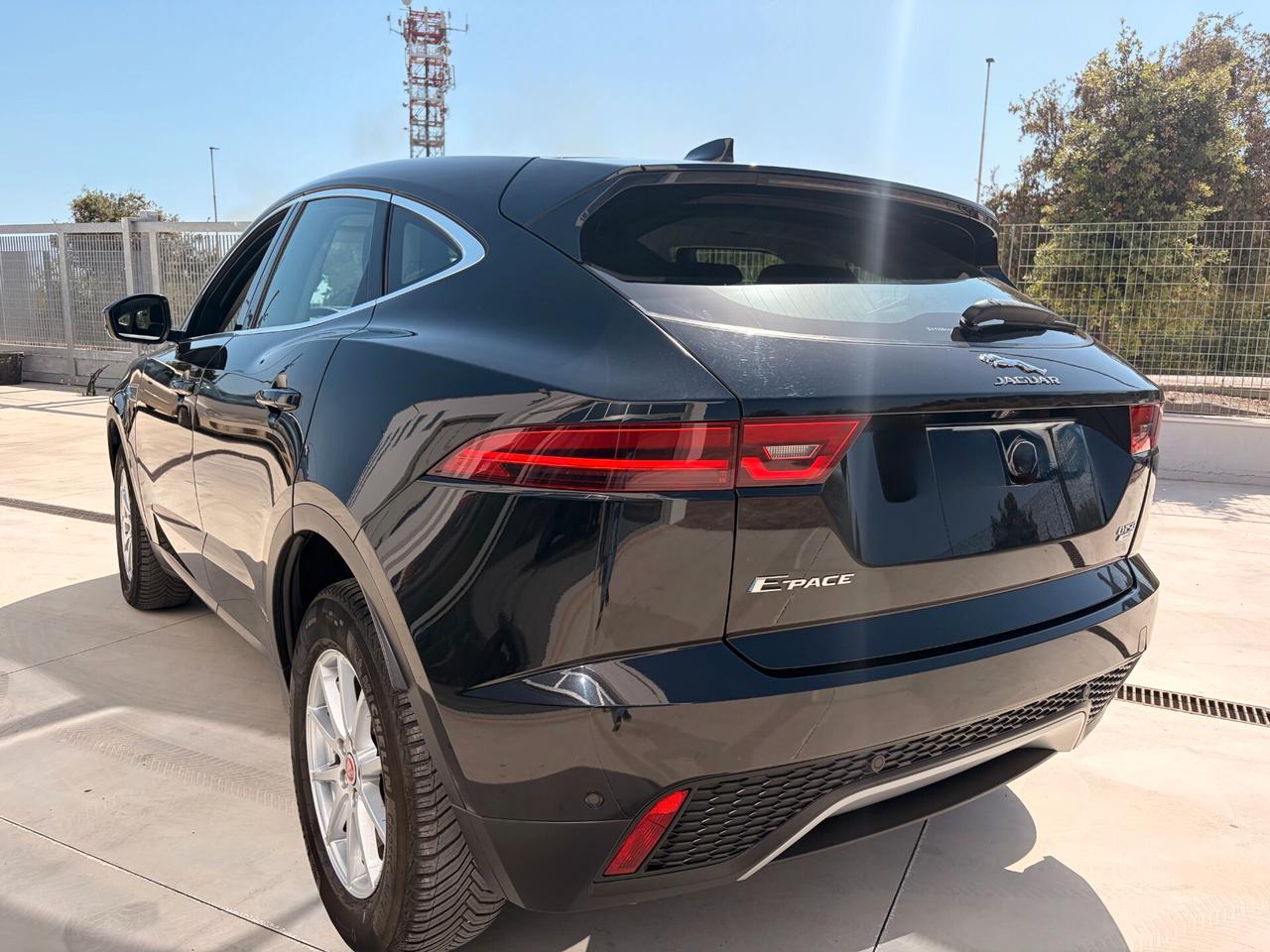 Jaguar E-Pace 2.0D 150 CV AWD aut. HSE
