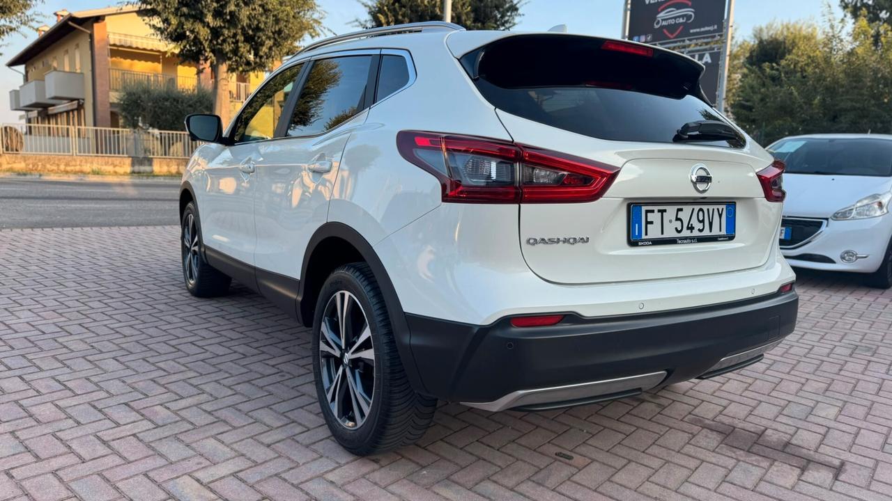 Nissan Qashqai 1.5 dCi N-Connecta
