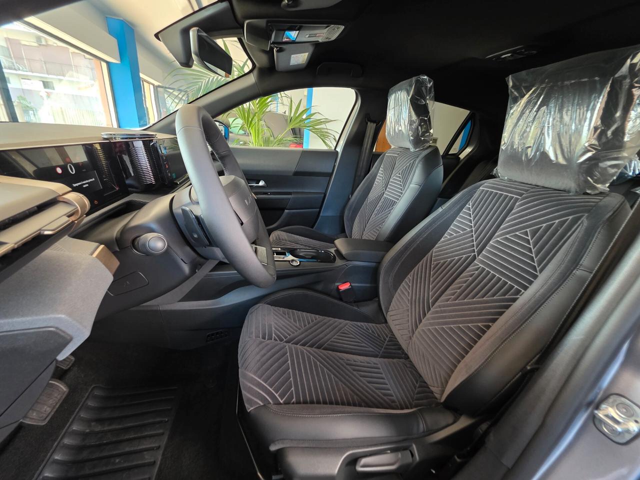 NUOVA Lancia Ypsilon Hybrid e-DCT