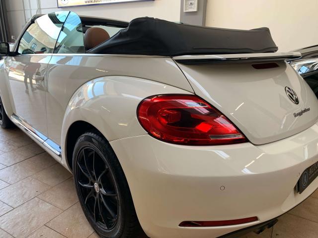 Volkswagen Maggiolino Maggiolino Cabrio 2.0 tdi Sport 140cv dsg
