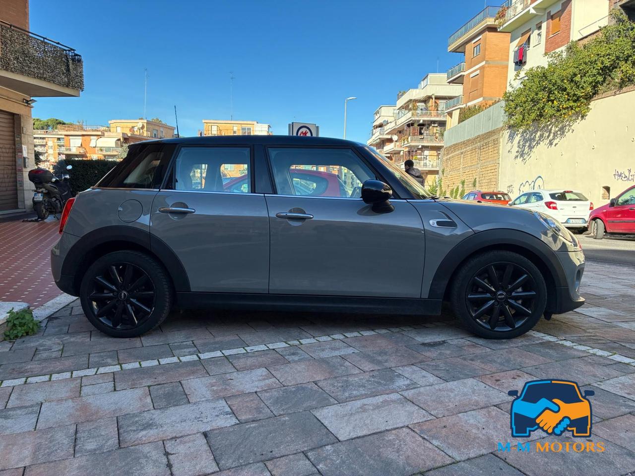 Mini Cooper 5p auto Hype 136 cv