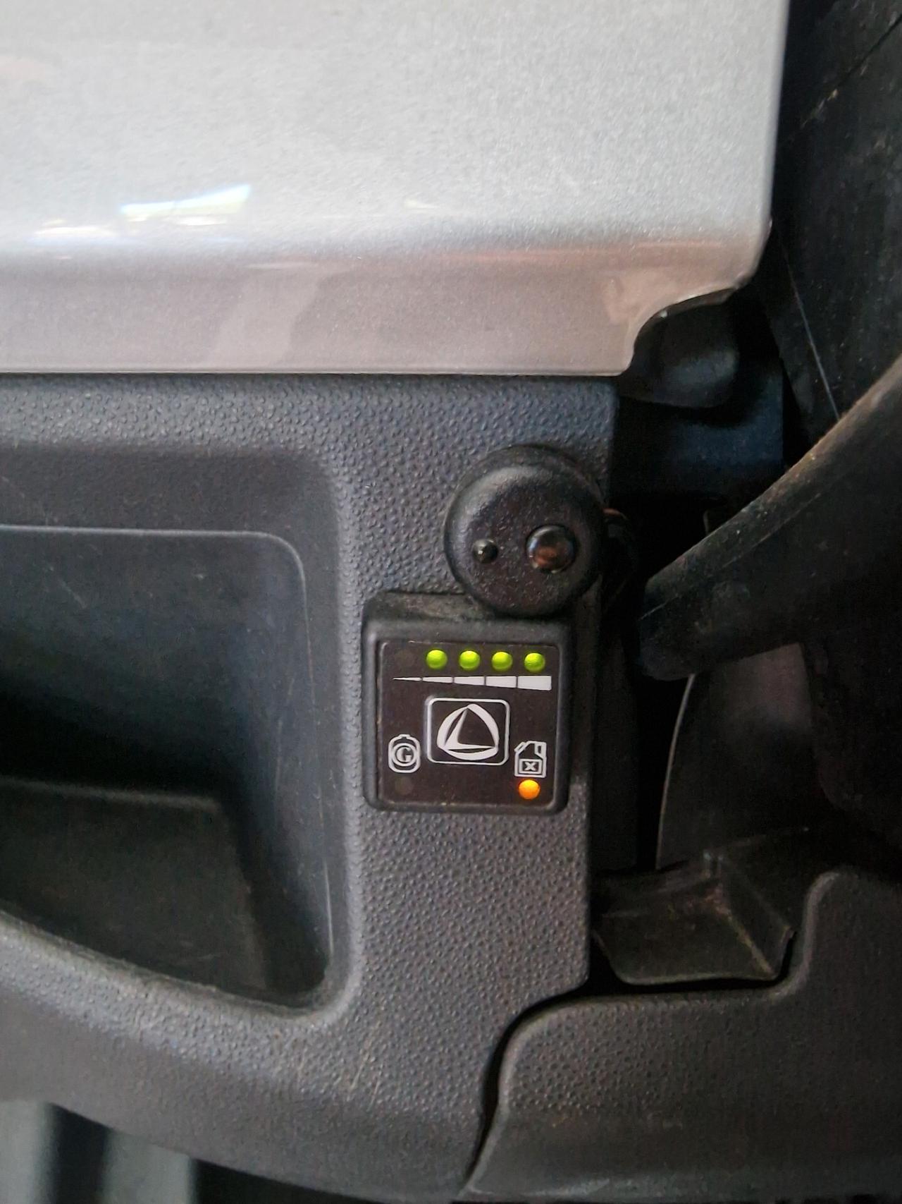 Fiat 500 1.2 BENZINA-GPL ok neopatentati