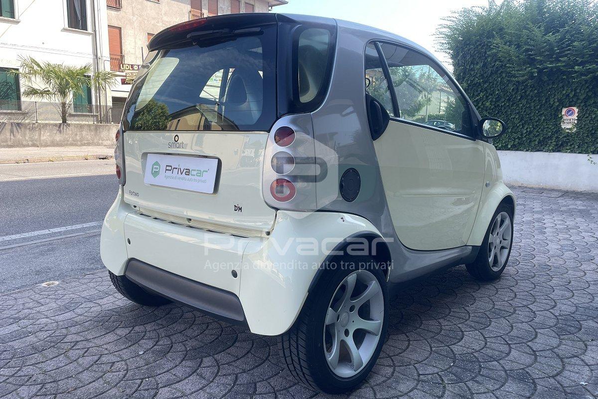 SMART fortwo 700 coupé pulse (45 kW)