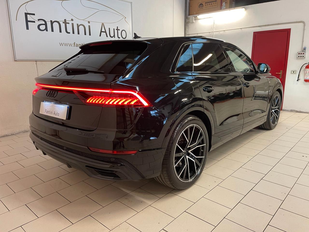 Audi Q8 S Line Sport 50 TDI 286cv mhev quattro-LEGGI SOTTO
