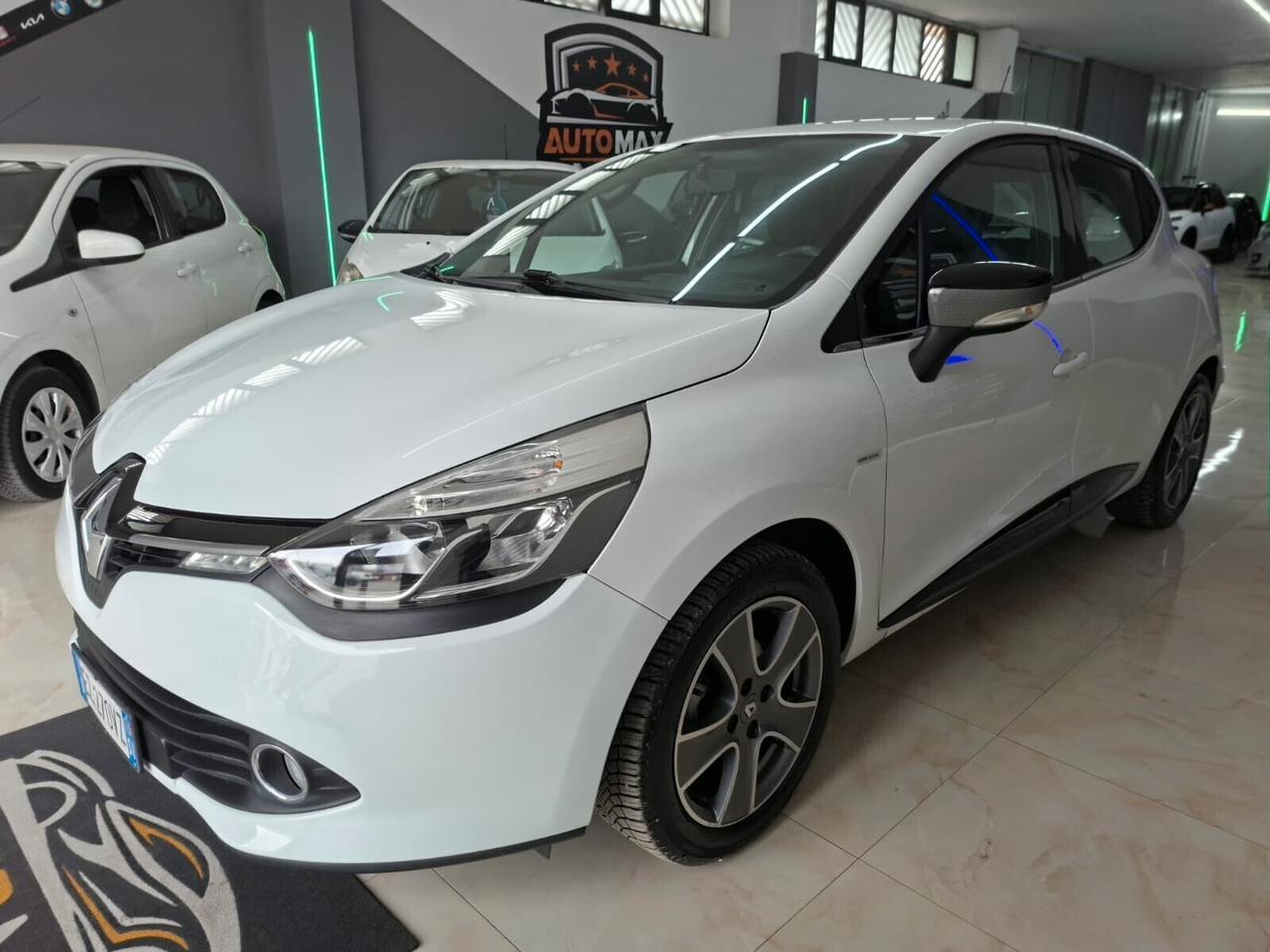 Renault Clio 1.5 dCi 75cv Costume National 2015