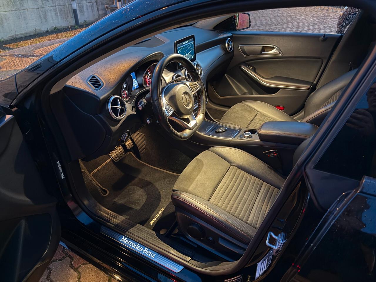 Mercedes-benz CLA 220 d S.W. 4Matic Automatic Premium AMG