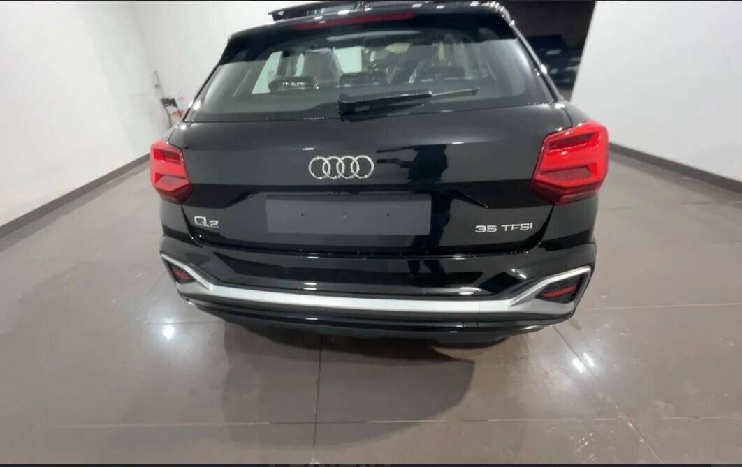 Audi Q2 35 TFSI S tronic line Edition KM 0